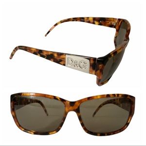 Dolce & Gabbana Tortoise D&G 3004 Non-RX Sunglasses in EUC